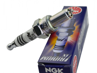 Candela NGK Iridium BPR8EIX Moto Guzzi - Yamaha - Suzuki