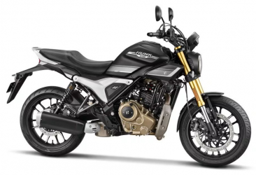 Hero Hunk 440