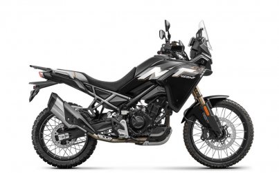 CF Moto 450 MT